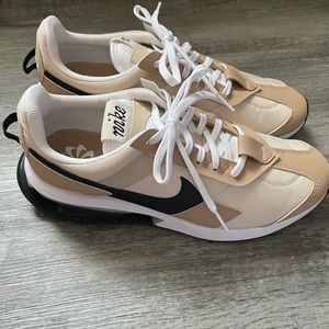 Nike Women’s Air Max Pre-Day Shoes